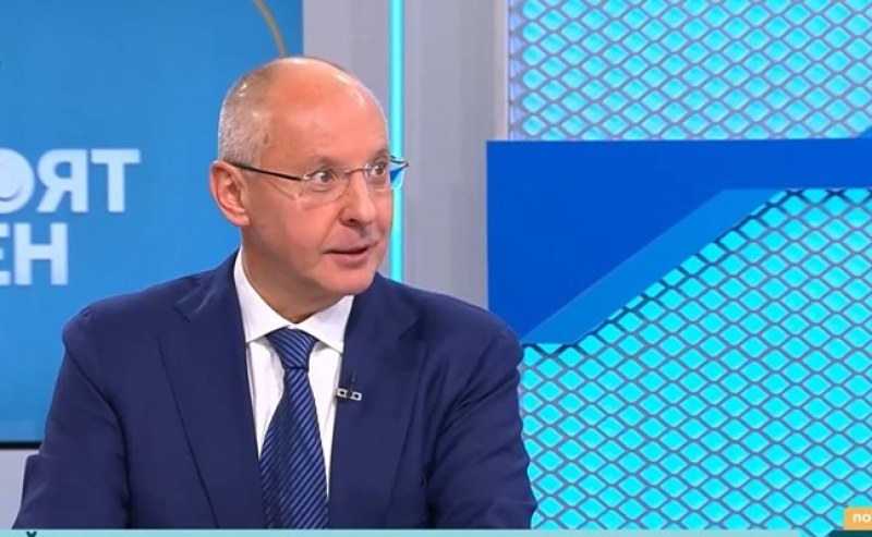 Евродепутатът Сергей Станишев заяви, че критиките на президента Радев към