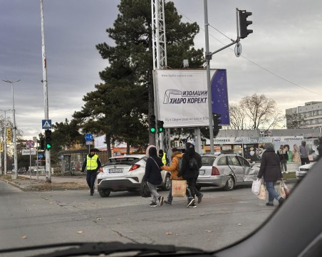Катастрофа на оживено кръстовище в Пловдив