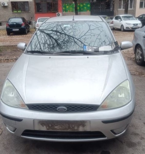 Война за паркоместа в Пловдив, вандал свали и извхърли номер за кола на пловдивчанка