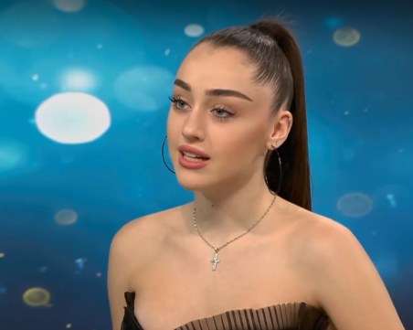 Мис България Елизабет Кравец мечтае да стане журналист