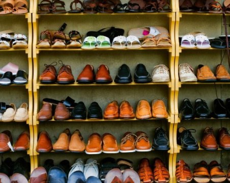 Магазин, в който всичко е безплатно, отвори врати в българско село