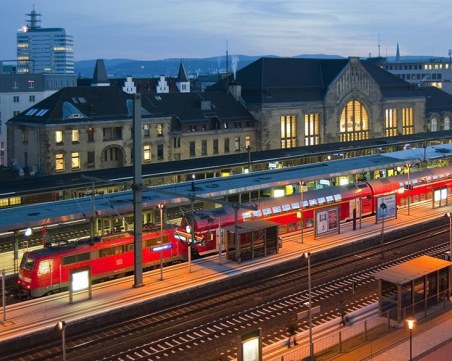 Отцепиха жп гара в Германия заради бомбена заплаха