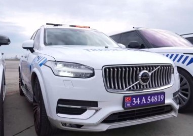 Турската полиция прибави към автопарка си 23 луксозни автомобила конфискувани