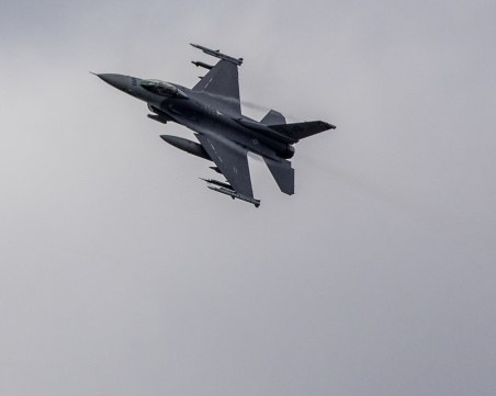 Гръцки военен пилот загина край летище Каламата