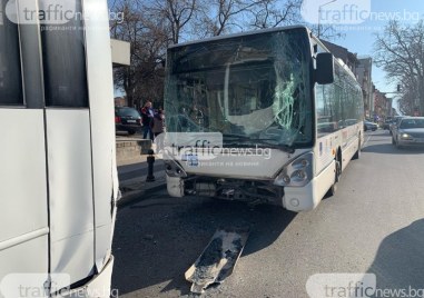 Инцидент с автобус е станал на бул България в Пловдив
