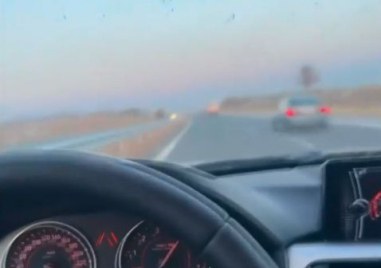 260 км ч развива водач на автомобил по магистрала Тракия Това