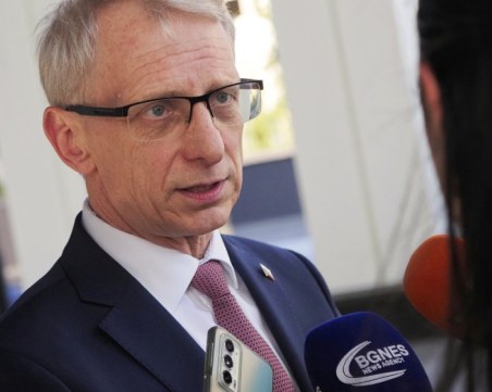 Денков потвърди: Влизаме в Шенген по въздух през март