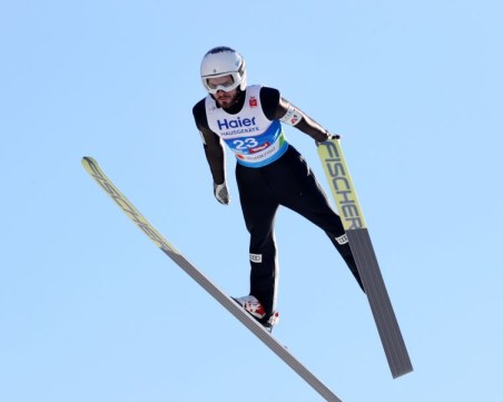 Зографски препреодоля квалификациите за първото състезание от 