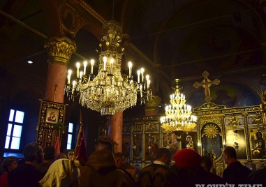 Православната църква посреща новата година с два празника  Обрезание Господне