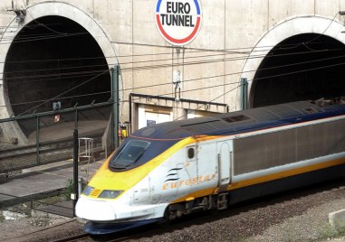 Тунелът под Ламанша беше отворен за влаковете Евростар след като