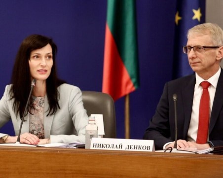 Денков и Габриел за Шенген: Това е трудно извоювана, но заслужена победа за България
