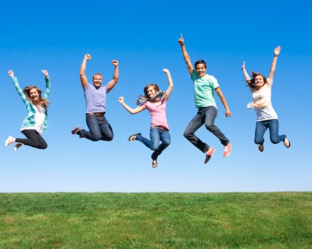 2023 г. е била успешна за почти половината българи