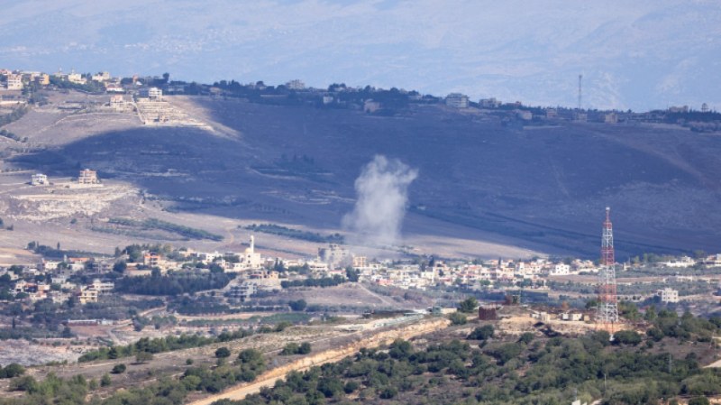 Израелската армия е атакувала поредица от цели в Ливан, сред