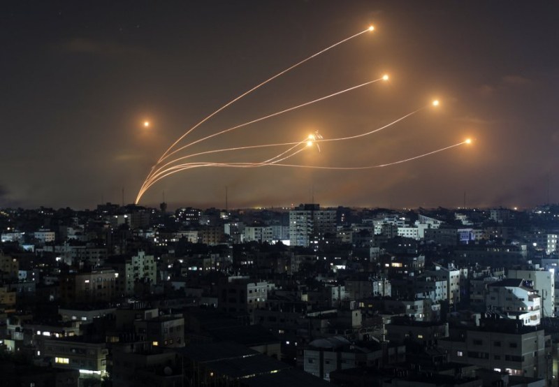 Терористичната организация Хамас“ изстреля бараж от най-малко 27 ракети срещу