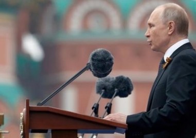 Берлин осъди днес новите руски удари по Украйна като заяви