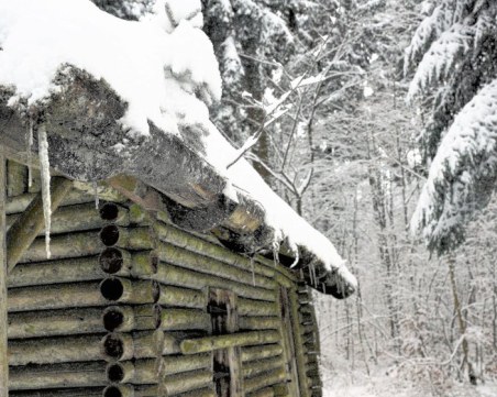 Руско село погрешка е бомбардирано от руските ВВС, призна Москва