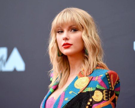 Тейлър Суифт изпревари Елвис Пресли в престижна класация