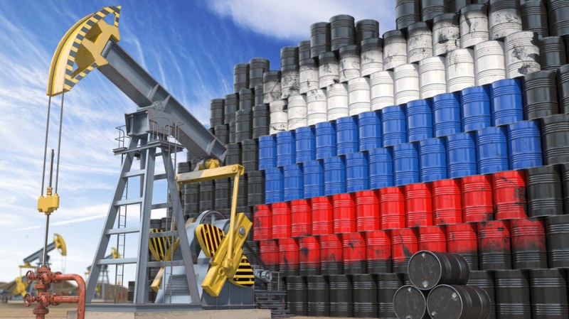 Близо 127 млн. литра руски нефт са налични към 1 януари в страната