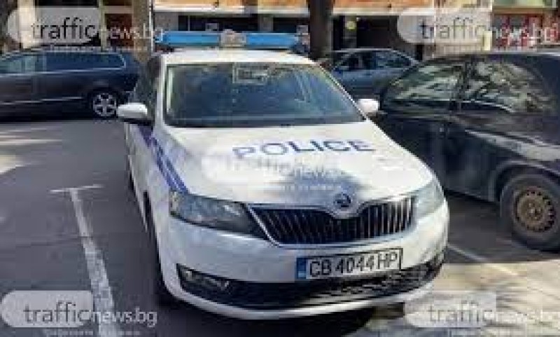 В събота по обяд жител на Първомай потърсил помощ в