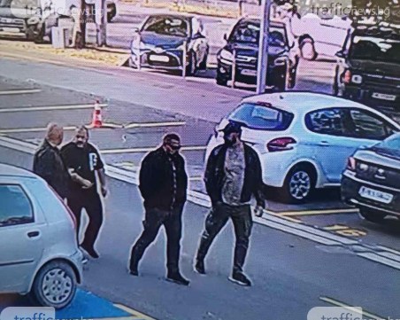 Батальон 12, финансиран с руски капитали,  опитва да овладее агитките на 