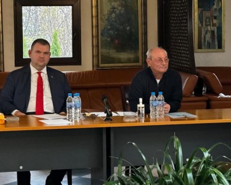 Доган предложи Пеевски и Джевдет Чакъров за съпредседатели на ДПС