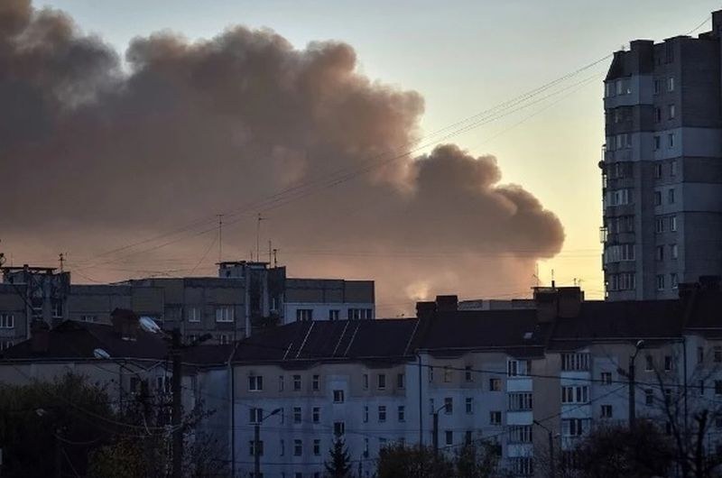 Силни експлозии в Севастопол, който се намира в окупирания Крим.