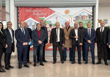 Кметът на Пловдив Костадин Димитров официално беше вписан в търговския