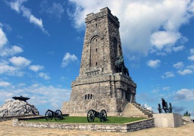 Три години ще продължи ремонтът на Паметника на Свободата на