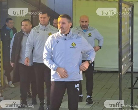 Керкез: Взимаме играча на проби Китунто, но има проблем с визата