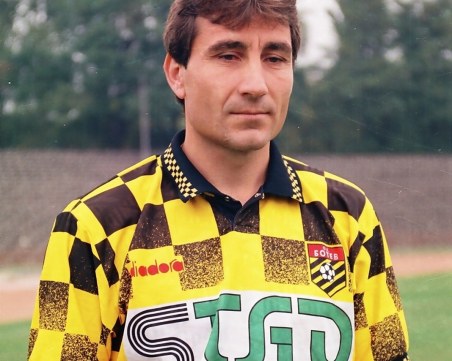 Легендарен защитник на Ботев празнува рожден ден