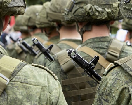 Сърбия връща задължителната военна служба