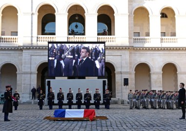 Франция отдаде последна почит на Жак Делор строителят на обединена