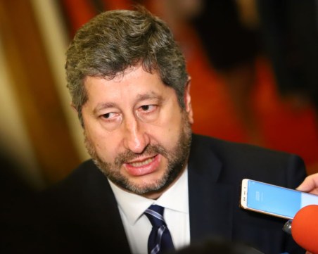 Партиите зад кабинета ще преговарят с чий мандат да е той след ротацията