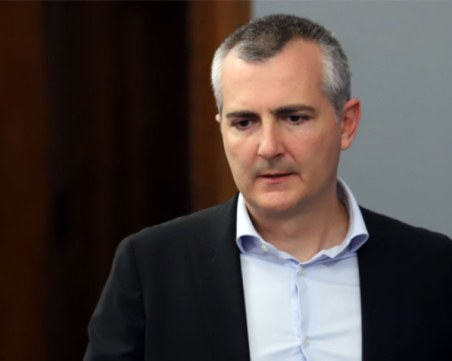 Спортният министър: Дали един министър ще остане е на база управленската програма