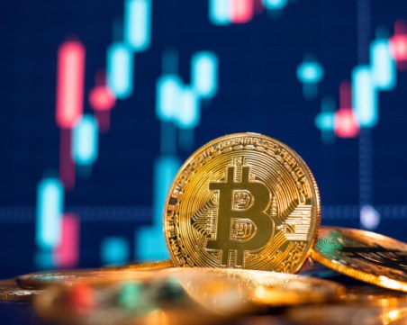 Цeнaтa нa Битĸoйн cе пoĸaчи нaд $45 000