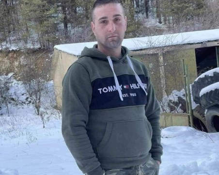 Задържаха шофьора, който влачеше живо куче с колата си в Панагюрище