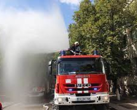 60 пожара са потушени в страната през изминалото денонощие