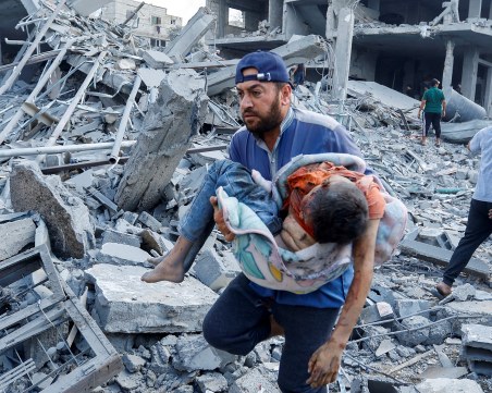 Най-малко 122-ма души са загинали в конфликта в Газа за последните 24 часа