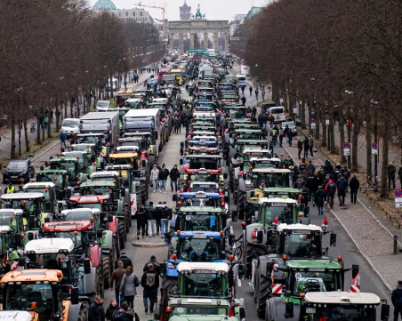 Протестират фермеритe в Германия