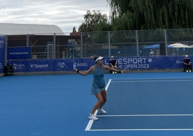 Виктория Томова се класира за втория кръг на турнира за