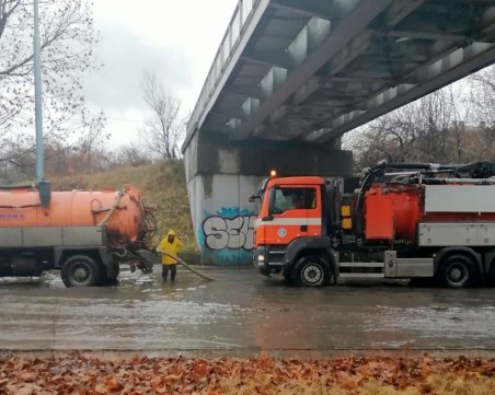 Обработиха всички мостове и надлези в Пловдив срещу заледяване