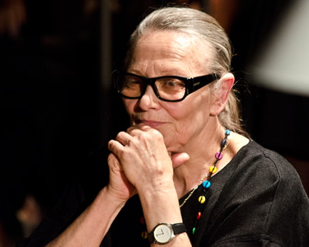 Празнуваме с театър, концерт и вино на 14 февруари в Дома на културата