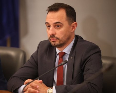 Сменят ръководството на КЗП до седмица