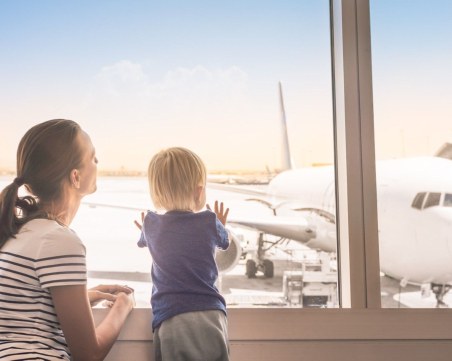 Как децата ще пътуват извън България след приемането ни в Шенген