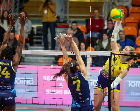 Марица не се даде лесно на Скандичи пред 2000 в Колодрума