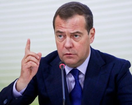 Медведев: Украински атаки срещу ракетни площадки в Русия са риск за задействане на ядрената доктрина