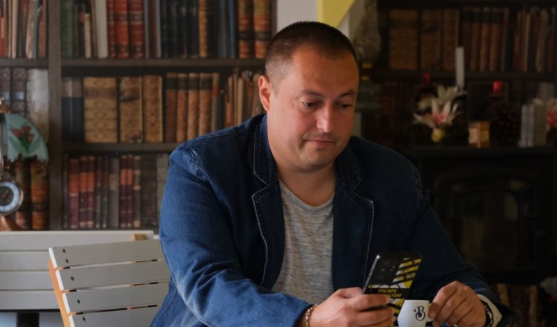 Инженер от пловдивска гимназия с видеоклип към младите шофьори