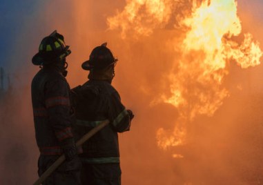 Пожар е възникнал в завода за отпадъци в София Огънят