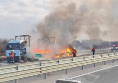 Камион се е запалил на магистрала Тракия днес Инцидентът е