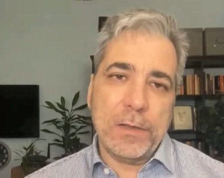 Проф. Караджов: Тръмп е смазваща сила сред другите кандидати на републиканците, води с около 15%